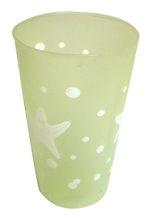  Plastic Cup (Tasse en plastique)