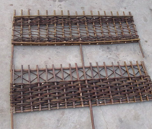  Willow Hurdles ( Willow Hurdles)