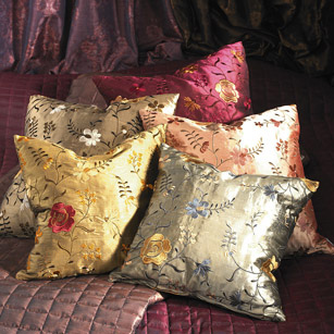  Embroidered Change Color Velvet Cushion (Вышитый Изменение цвета бархатной подушке)