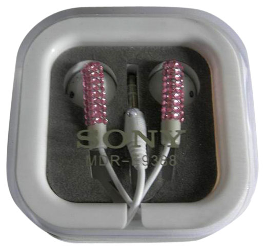  Rhinestone Studded Earphone (Rhinestone Studded Earphone)