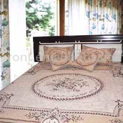  Chenille Bedspread (Couvre-lit en chenille)