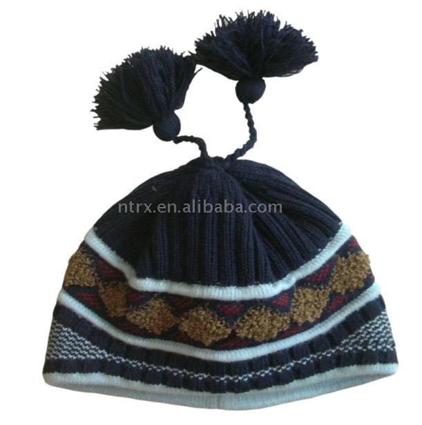  Knitted Hat with Two Strings and Pompons ( Knitted Hat with Two Strings and Pompons)