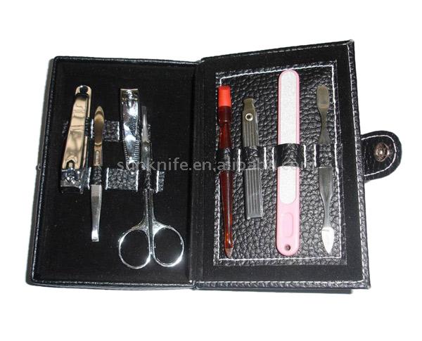  8pc Manicure Set with Hard Case ( 8pc Manicure Set with Hard Case)