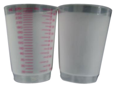  Plastic Measuring Cup (Gobelet gradué en plastique)