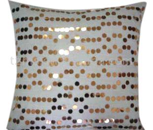  Linen Beadwork Cushion (Linge Beadwork Coussin)