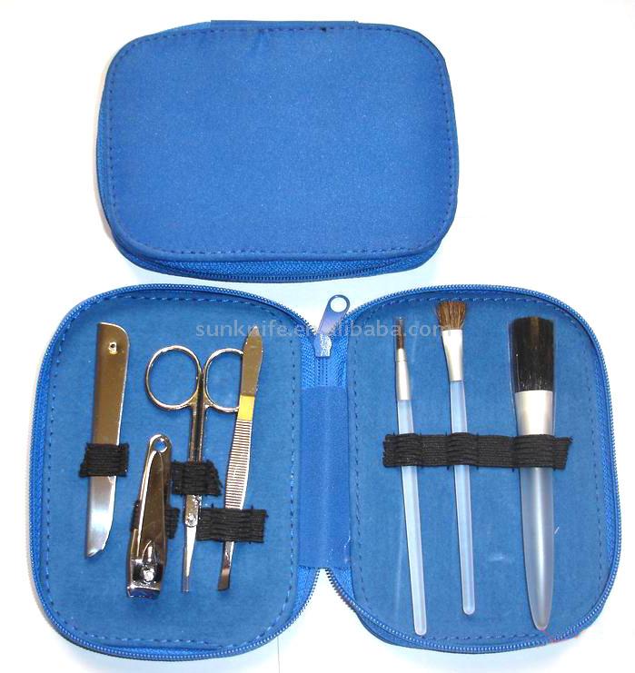  Manicure Set with Micro Fiber Case (Ensemble de manucure avec Micro Fiber Case)