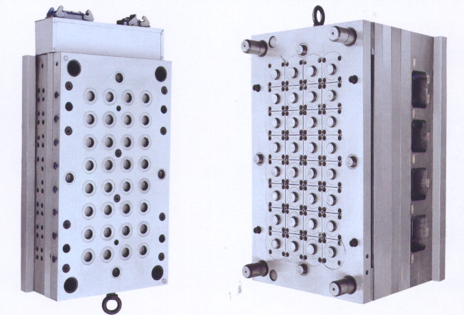  32-Cavity Cap Mould with Hot Runner System (32-полость Cap Плесень с Горячеканальная)