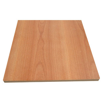  Red Beech Faced Plywood (Face contreplaqué de hêtre rouge)