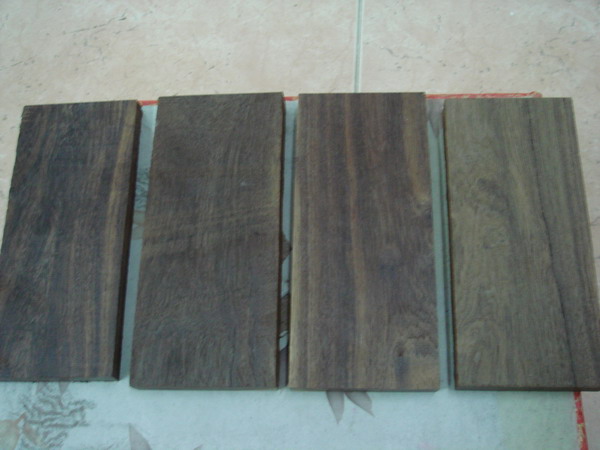  Laos Timber - Terminalia Pomentsa (Laos en bois - Terminalia Pomentsa)