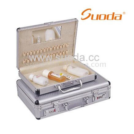  Cosmetic Case and Tool Case (Cosmetic Case и инструментальном ящике)