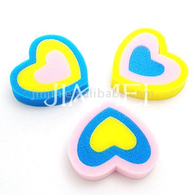  Heart-Shaped Bath Sponge (Heart-Shaped bain à l`éponge)