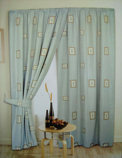  Printed Curtain (Gedruckte Vorhang)