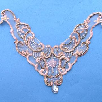  Collar Motif (Воротник Motif)