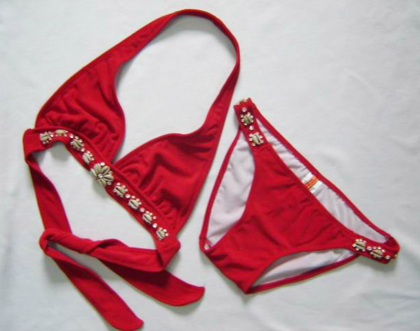  Swimsuit (Maillot de bain)