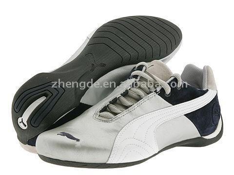  Sports Shoes (Chaussures de sport)