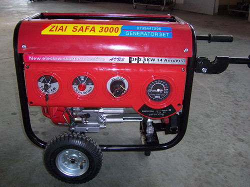  EC3000 Gasoline Generator Set (EC3000 Benzin-Generator Set)