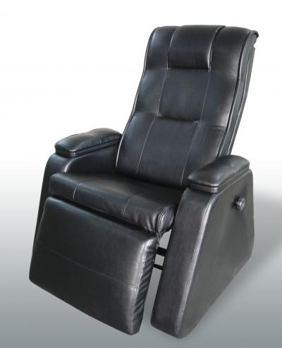 Zero-gravity massage chair (Zero-Gravity Massagesessel)