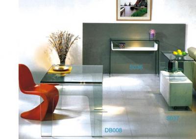 glass furniture (meubles en verre)