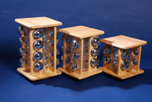Revolving wooden spice rack with 16pc jar