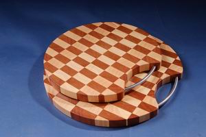 Rubber wood cutting board (Gummi Holz Schneidebrett)
