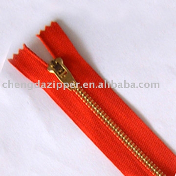 5# Brass Zipper with YG Slider (5 # Brass Zipper avec YG Slider)