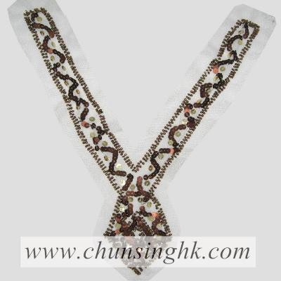 beads collar (collier de perles)