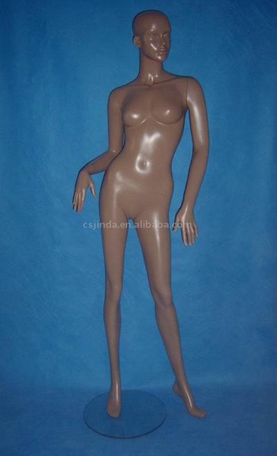 Female Mannequin (Femme Mannequin)