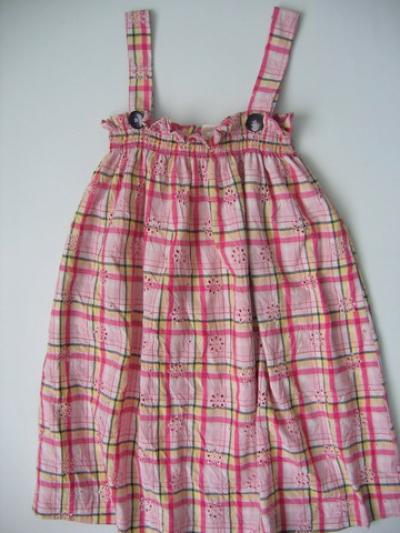 lady`s suspender skirt