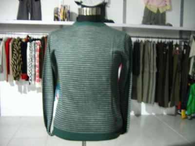 knitted sweater (chandail tricoté)