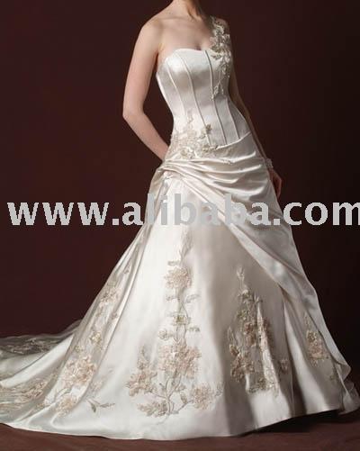 Bridal Gown (Robe nuptiale)