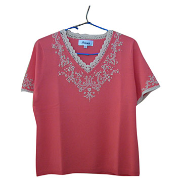 V-Neck Embroidered Short Sleeve Pullover (V-Neck Embroidered Short Sleeve Pullover)