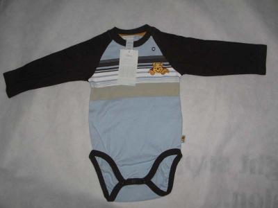 USD1.20/pc x 5700 pcs M003 infants (USD1.20/pc x 5700 pcs M003 infants)