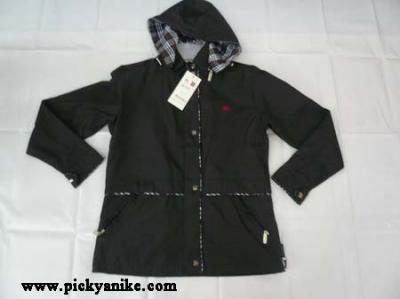 branded winter jackets (manteaux d`hiver de marque)