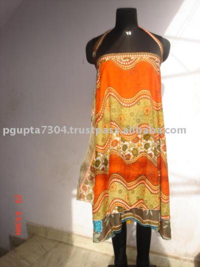 2 Layer Reversible Sari Wrap Skirt (Layer 2 réversible Sari Wrap Skirt)