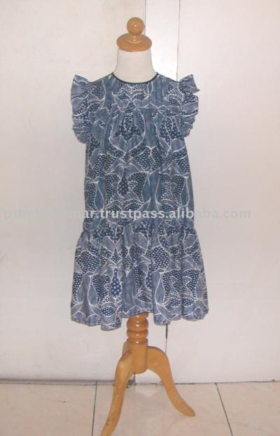 Goci Isen Satu Children `s Dress (Goci Isen Satu Children `s Dress)