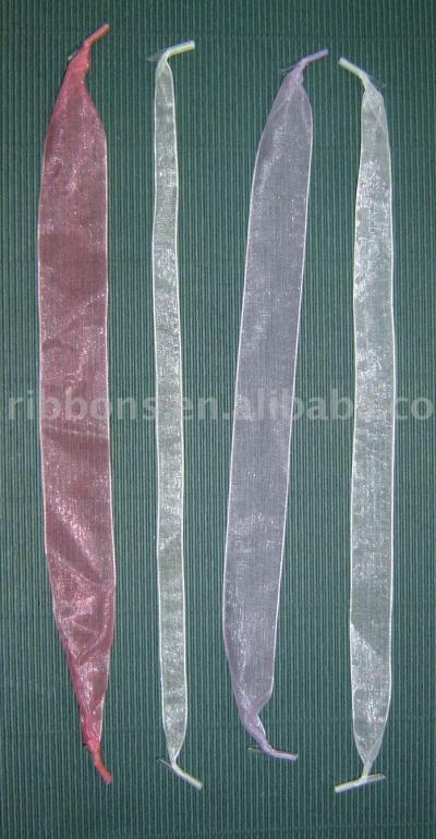 SHEER RIBBON WITH PLASTIC CLIPS (SHEER ruban avec des attaches de plastique)