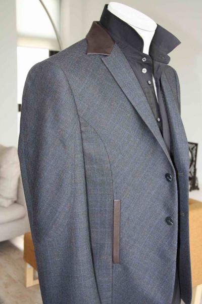 Men`s Suit (Men `s Suit)