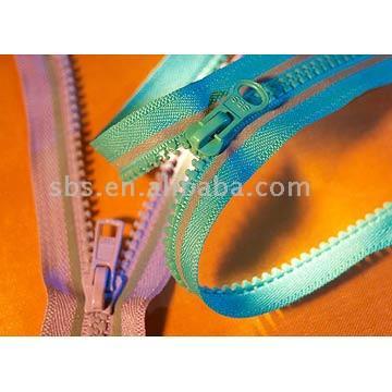 Plastic / Derlin Zipper (Plastique / Derlin Zipper)