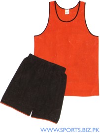 Basketball Team Uniform (Uniforme de l`équipe de basket-ball)