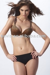 Seamless bra and brief (Seamless bra and brief)