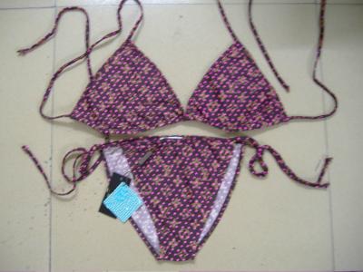 Bikini schwimmen (Bikini schwimmen)