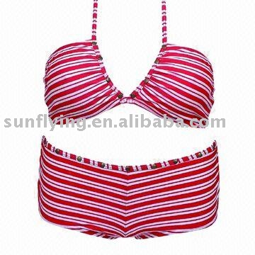 Swimming Costume/Bikini (Maillot de bain / Bikini)