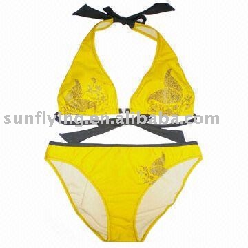 Swimming Costume/Bikini (Maillot de bain / Bikini)