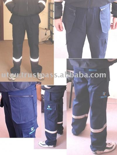 Multi Pocket Trousers (Pantalon à poches multiples)