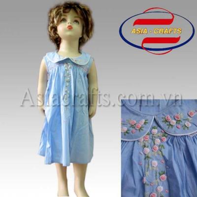 Glamour Girls` Smocked Dress, Unique Handmade For Children (Glamour Girls `копченой платье, уникальной ручной работы для детей)