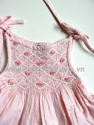 Children Dress With Hand-Embroidery (Дети платье с вышивкой)