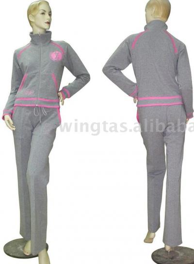 lady`s knit jogging suit (Lady `s вязать спортивный костюм)