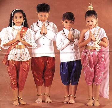 Thai-Style Boys` Suit (Тайском стиле Boys `Suit)