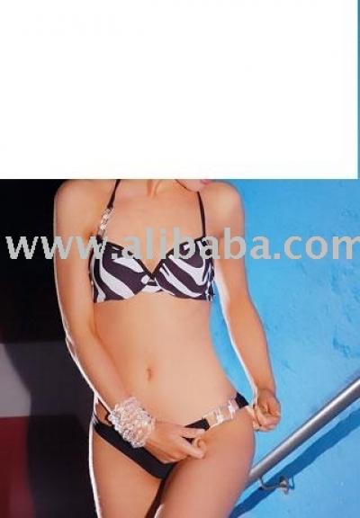 Swimwear (Maillots de bain)