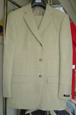 Men`s Suit (Men `s Suit)